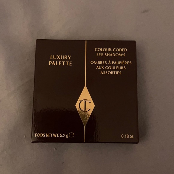 Charlotte Tilbury Luxury Eye Shadow Palette in Pillow Talk - Picture 1 of 3